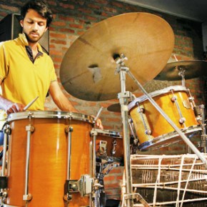 Sumudi Suraweera: To the Beat of a Different&nbsp;Drum