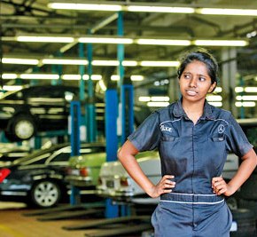 Women shake up the automobile&nbsp;sector